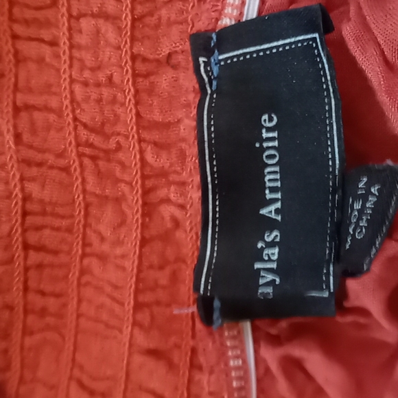 Alya's Armoire Mini Skirt Size Medium - Picture 5 of 10